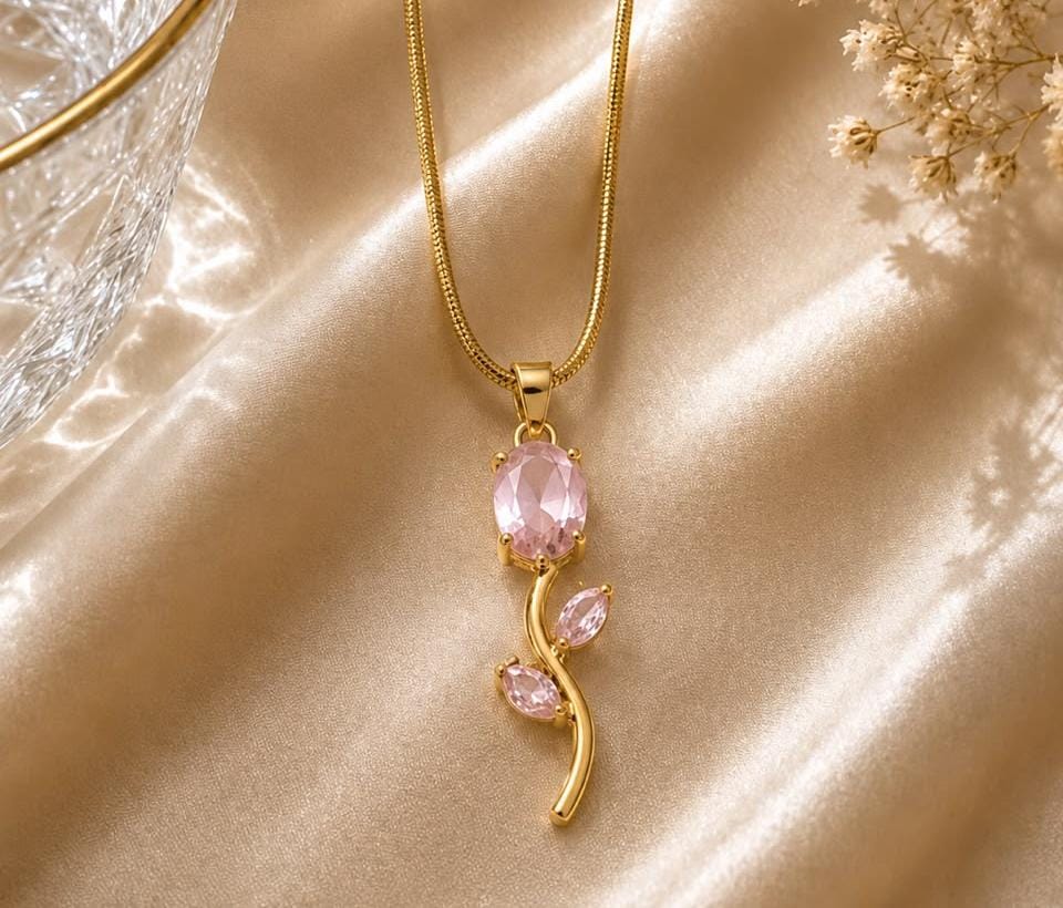 RAHA & CO. Charm pendant