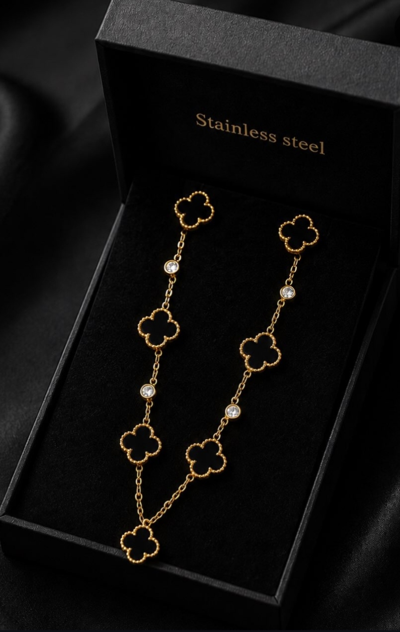 RAHA & CO. Noir Clover Necklace 